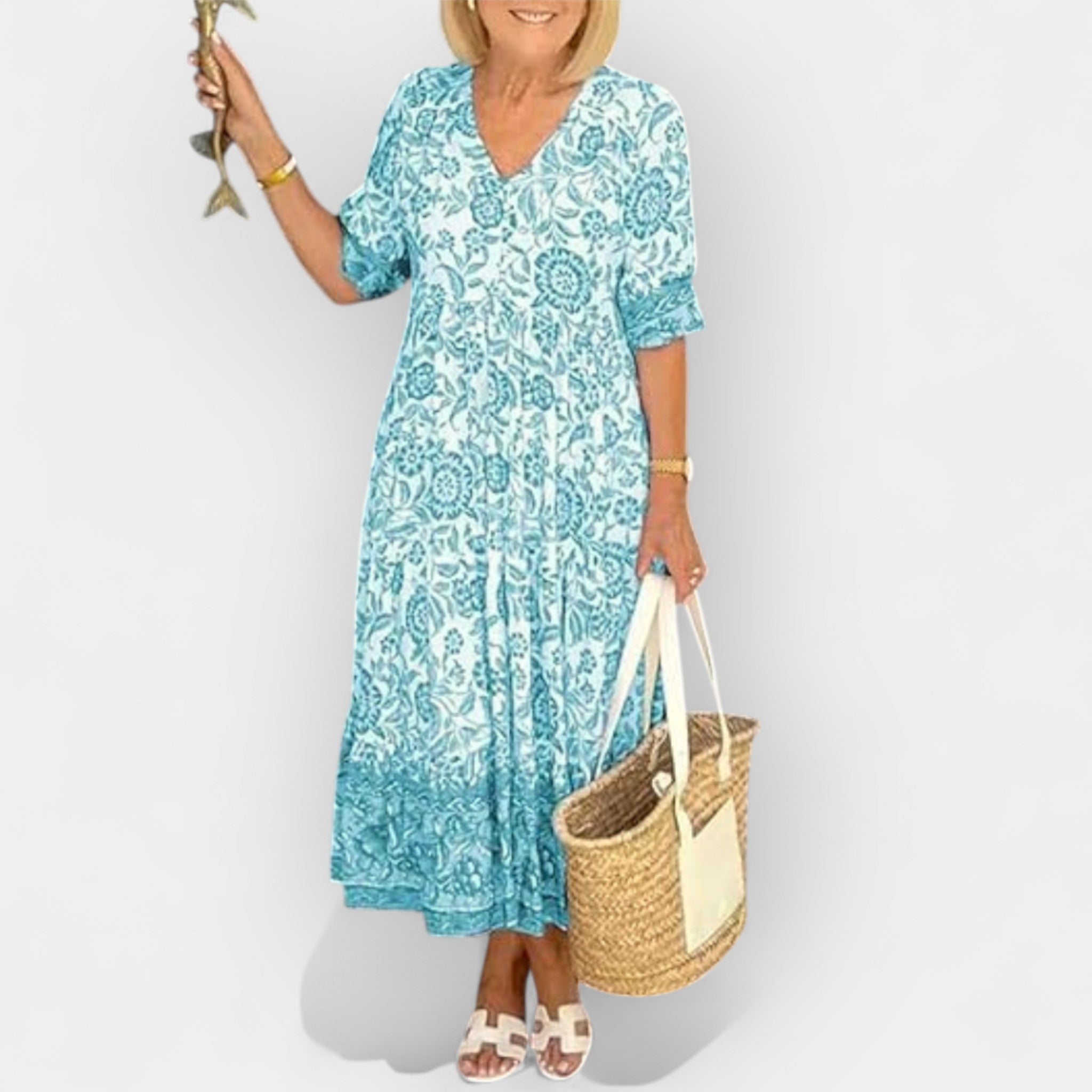 Ανάλαφρο καλοκαιρινό φόρεμα με λουλουδάτο μοτίβο