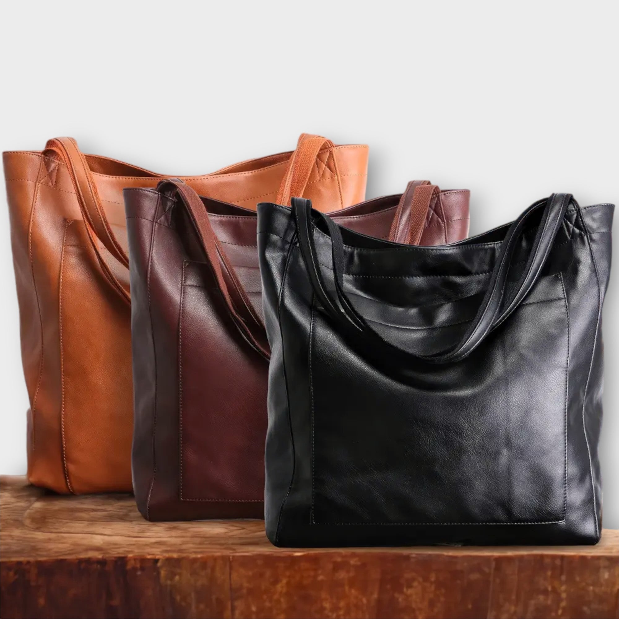 Ευρύχωρη Δερμάτινη Τσάντα